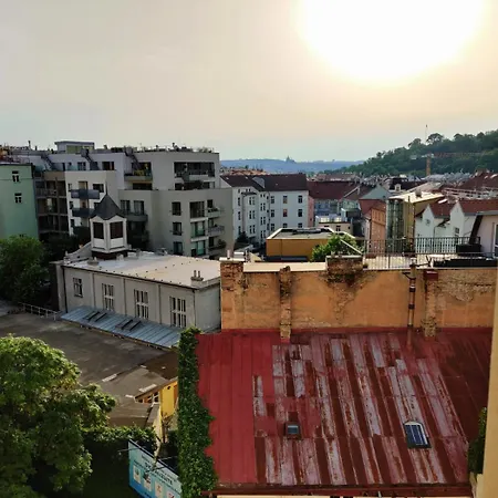 Zizkov - Castle & View Πανσιόν